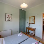 Eleonora's *