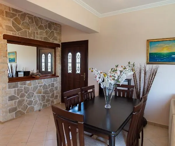 Eleonora's Daire Lygia (Lefkada)